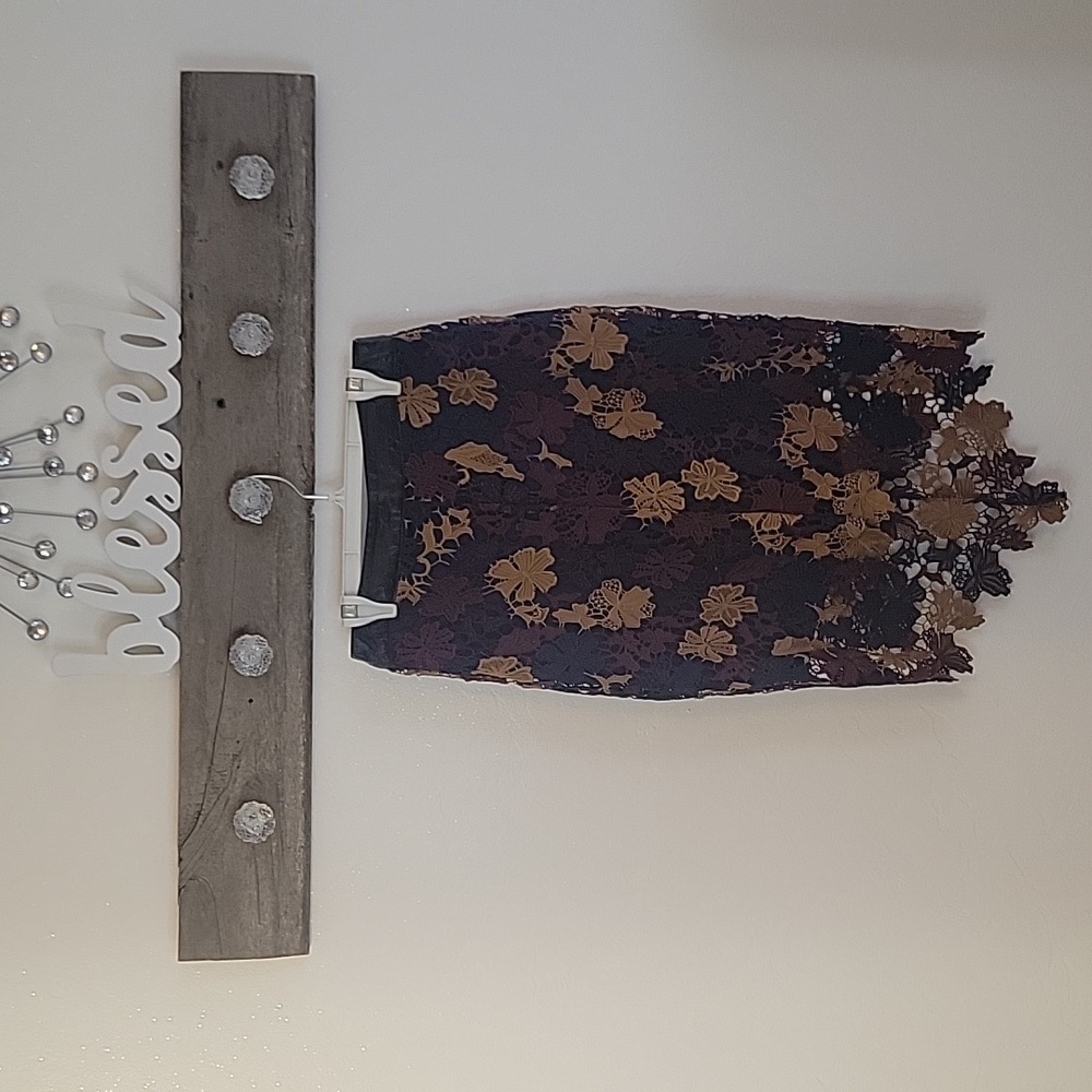 NWOT K Jordan Skirt SZ